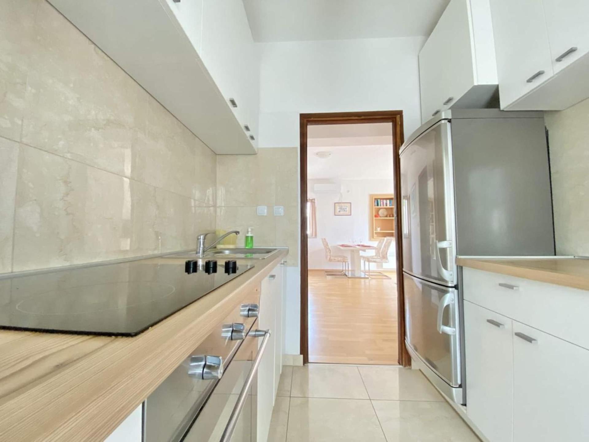 Family Apartments Viva Close To The Beach Krk Town Bagian luar foto