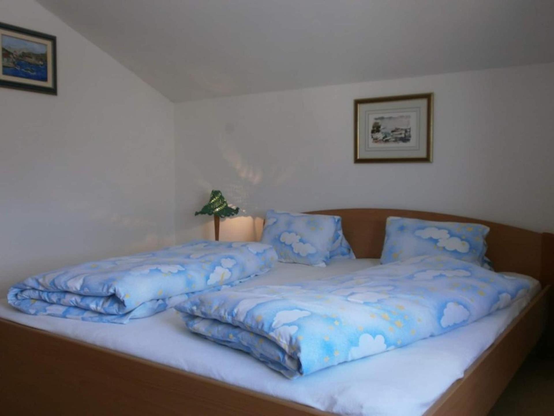 Family Apartments Viva Close To The Beach Krk Town Bagian luar foto